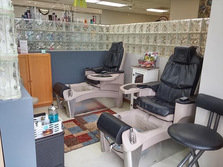 Eclipse Hair Studio Beauty Salon Spring Grove, IL